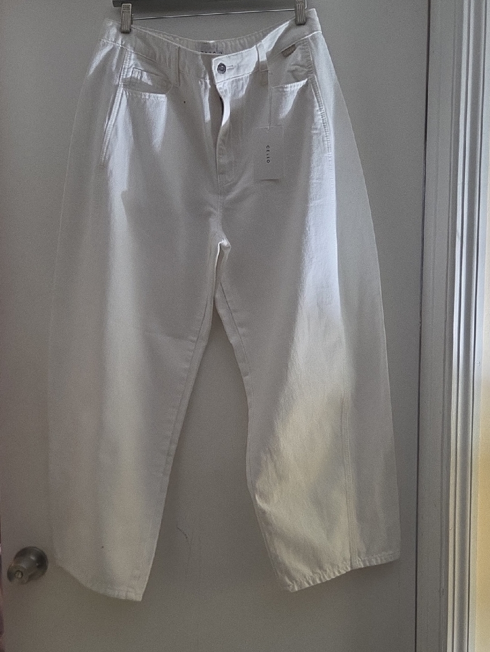 White Barrel Jean